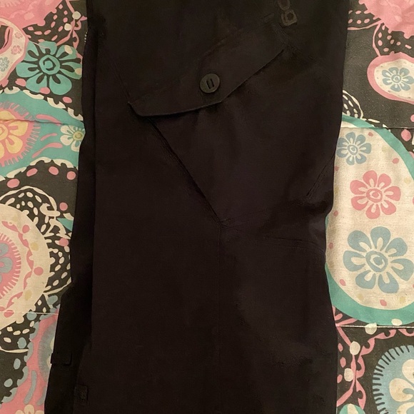 Large Black Burton Analog snowboard pants - Picture 5 of 6